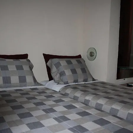 Residencia Pedra Antiga Pensjonat