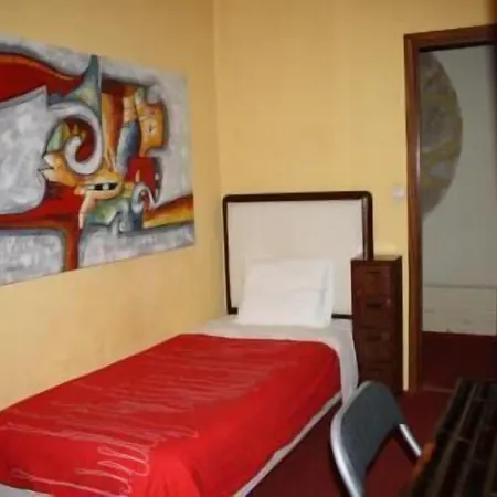 Residencia Pedra Antiga